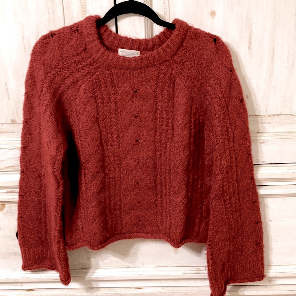 CABLE KNIT CREWNECK SWEATER SIZE S - Picture 3 of 3